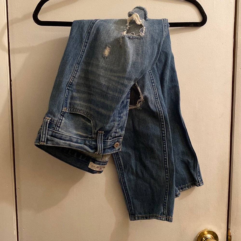 Used Hollister cropped distressed jeans